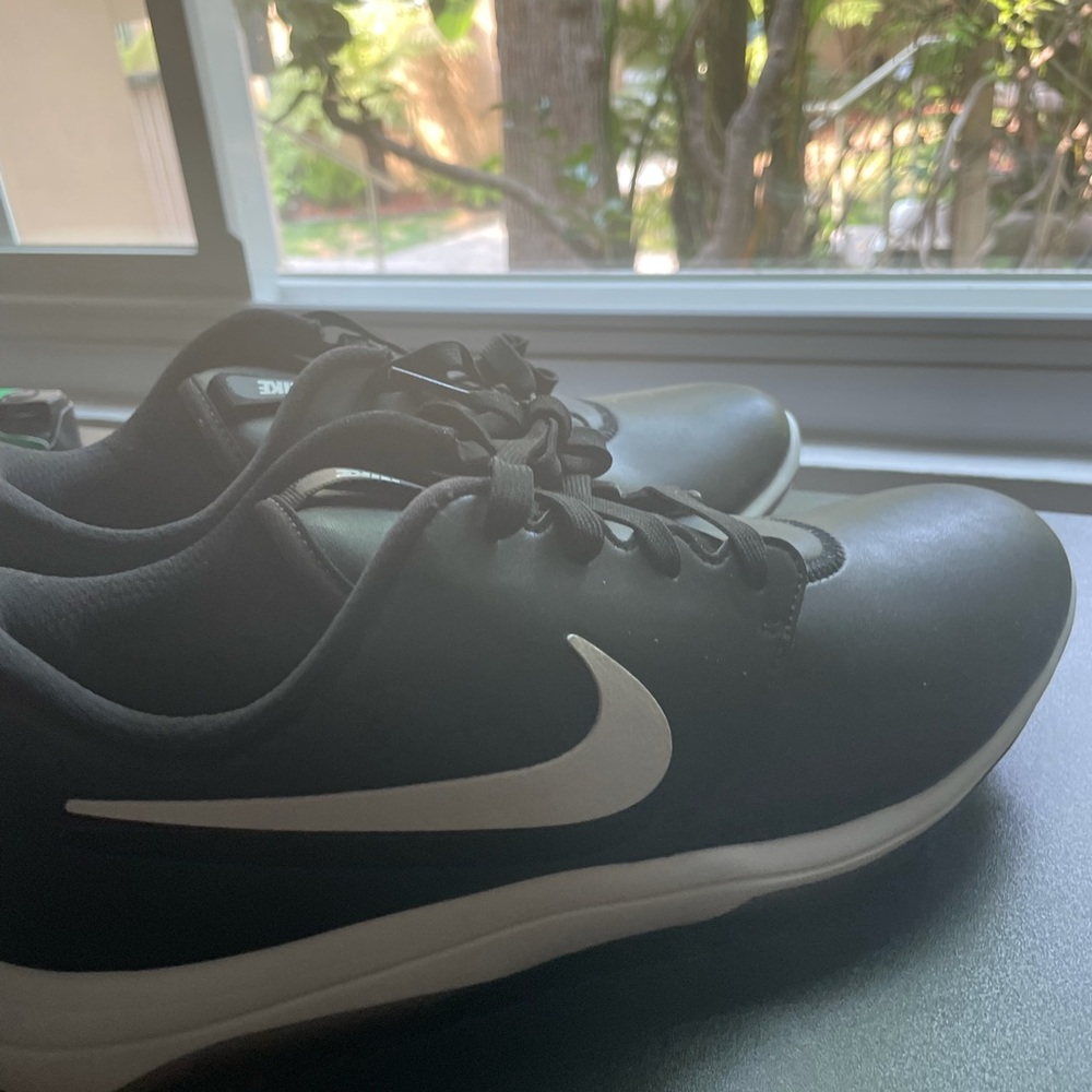 NIKE Roshe G Tour Men’s black golf shoes size 10.5